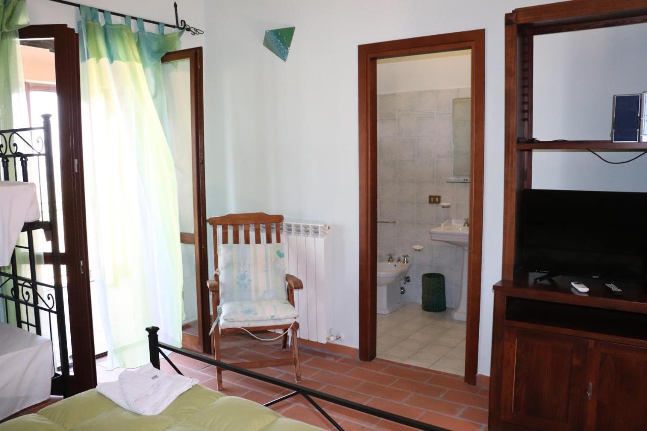 B&B Casale Roshlee Gualdo Cattaneo Ngoại thất bức ảnh