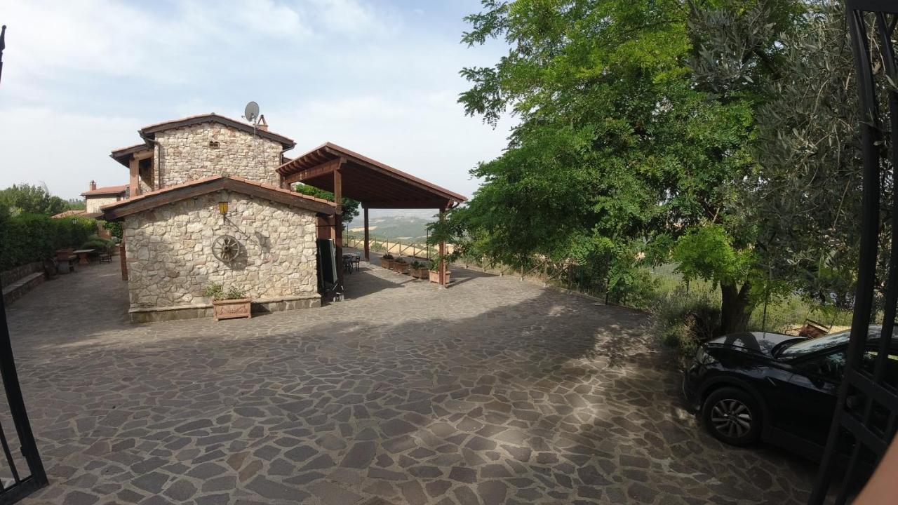 B&B Casale Roshlee Gualdo Cattaneo Ngoại thất bức ảnh